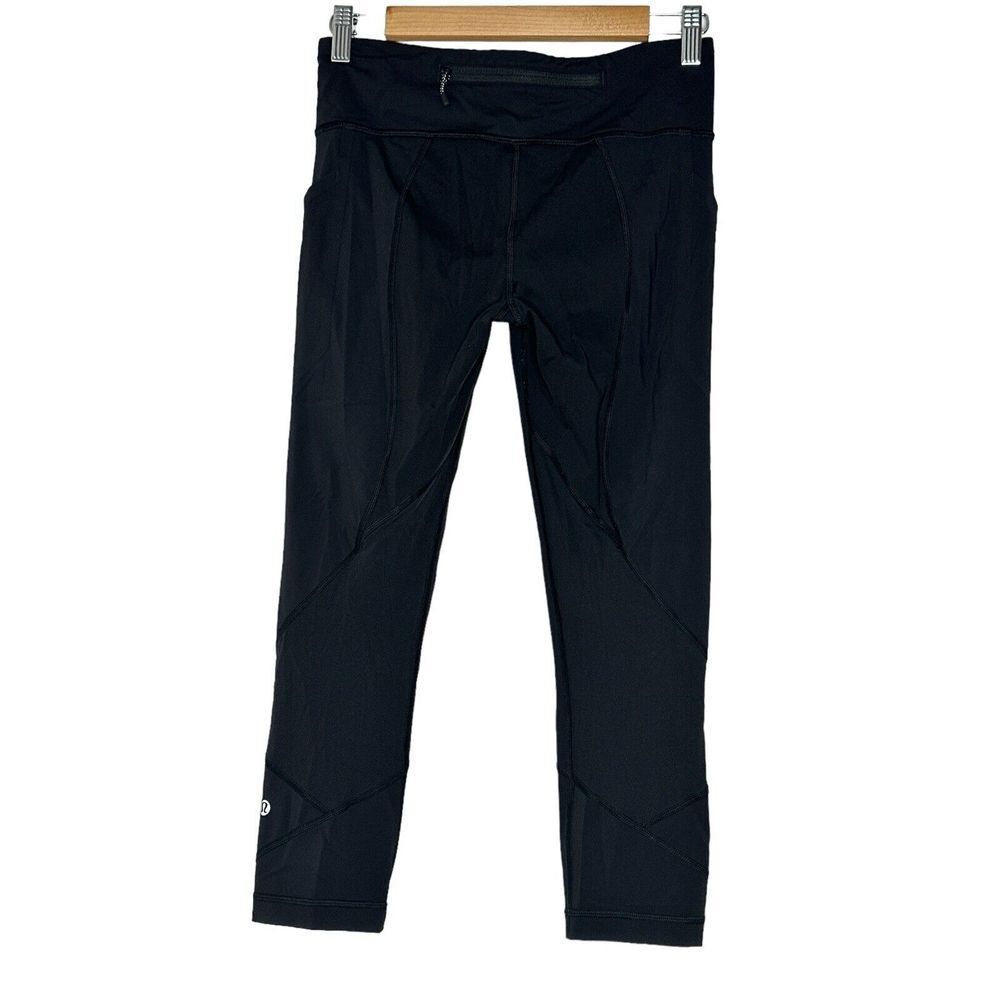 LULULEMON Leggings Women's‎ 22" inseam Black Sz 6 Running Yoga Gym